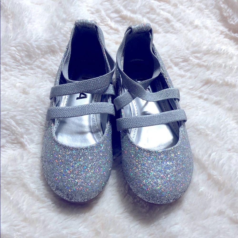 Dressy shoes for toddler girl